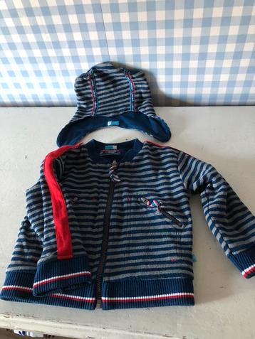 Heel leuk tussenjasje en mutsje van Lief! (Stoer!).  beschikbaar voor biedingen