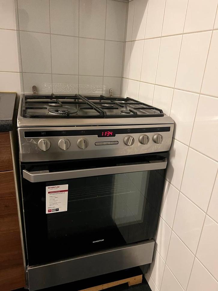 Inventum Gasfornuis VFG6034WGRVS - Vrijstaand, Witgoed en Apparatuur, Fornuizen, Gebruikt, Vrijstaand, Gas, 4 kookzones, 85 tot 90 cm
