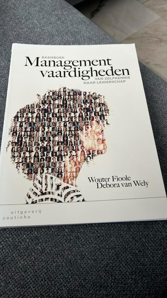 Debora van Wely - Basisboek managementvaardigheden, Boeken, Wetenschap, Zo goed als nieuw, Sociale wetenschap, Ophalen of Verzenden