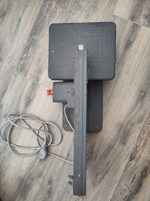 DREMEL figuurzaagmachine, Doe-het-zelf en Verbouw, Gereedschap | Zaagmachines, Gebruikt, Figuurzaag, 1200 watt of meer, Ophalen