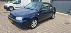 Volkswagen Golf 1.8 Cabriolet 66KW 2000 Blauw, 4 cilinders, Cabriolet, Origineel Nederlands, Handgeschakeld