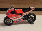 Minichamps: Ducati Desmosedici GP11 - Nicky Hayden, Ophalen of Verzenden