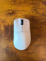 Pulsar Xlite v4 Medium, Computers en Software, Muizen, Ophalen of Verzenden, Zo goed als nieuw