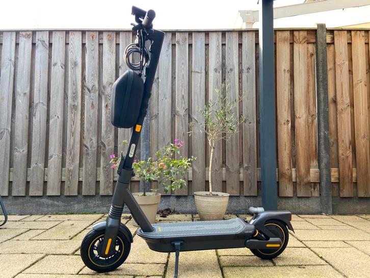 Segway Ninebot Kick Scooter Max G2 Elektrische step, Kinderen en Baby's, Speelgoed | Buiten | Accuvoertuigen, Zo goed als nieuw