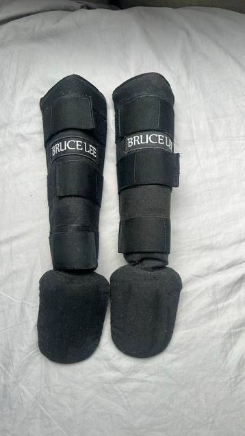 Scheenbeschermers voor kickboxen kinderen 8-10 beschikbaar voor biedingen