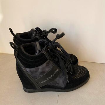 CALVIN KLEIN JEANS SNEAKERS MT: 37 beschikbaar voor biedingen