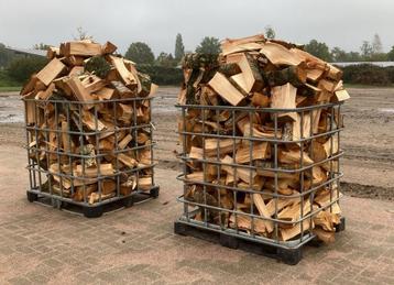 Haardhout brandhout beschikbaar voor biedingen