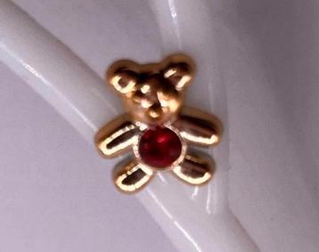 GOUDKLEURIGE BEREN OORKNOPJES beschikbaar voor biedingen