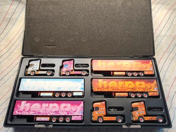 Scania Herpa Monument truck Exlusiv Set nr 260039, Hobby en Vrije tijd, Modelauto's | 1:87, Nieuw, Bus of Vrachtwagen, Herpa, Ophalen of Verzenden