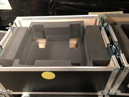 Flightcases, Sieraden, Tassen en Uiterlijk, Koffers, Gebruikt, Hard kunststof, 60 tot 70 cm, 45 tot 55 cm, Slot, Uitschuifbare handgreep