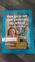 Hoe ga je om met kinderen op school en met hun ouders?, Gerda Woltjer; Harry Janssens, Sociale wetenschap, Nieuw, Ophalen of Verzenden