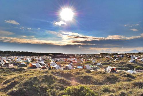 Tent / slaapplek gezocht voor 3 personen tijdens ITGWO, Tickets en Kaartjes, Evenementen en Festivals