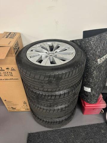 Originele Audi velgen met Bridgestone banden beschikbaar voor biedingen