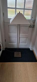 Elegante Staande Schemerlamp, Huis en Inrichting, Ophalen, Gebruikt, 100 tot 150 cm, Metaal