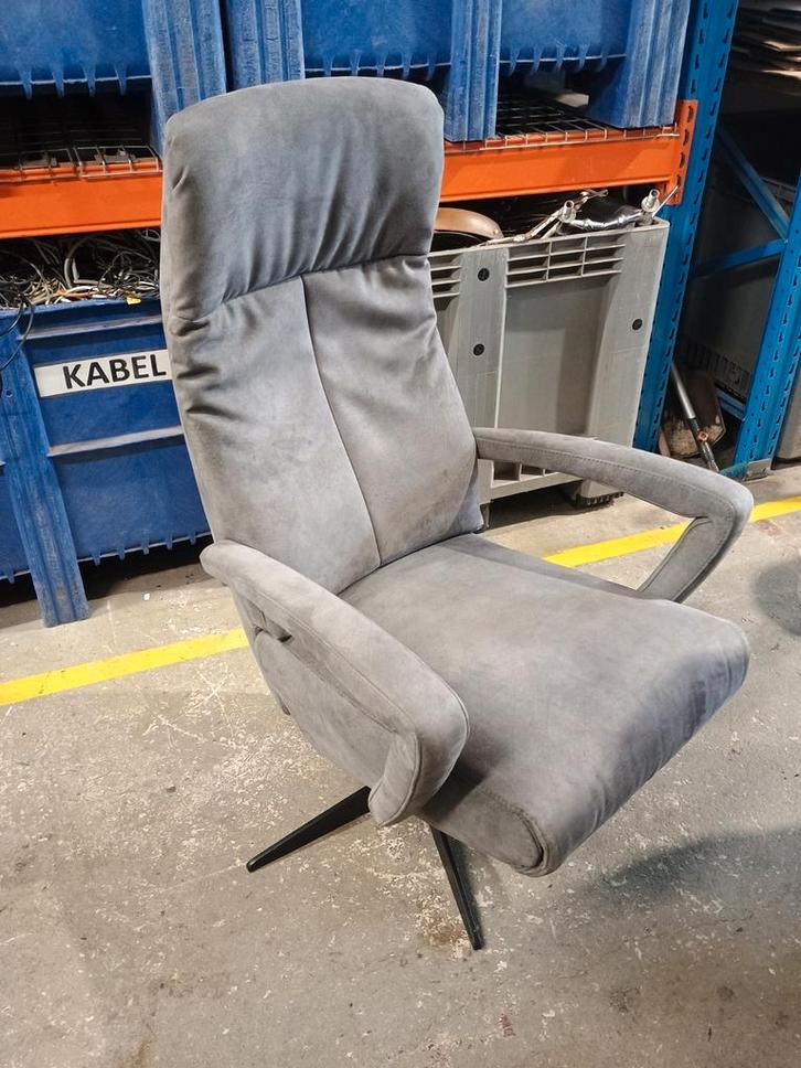 Limoss relax fauteuil electrisch, Huis en Inrichting, Fauteuils, Gebruikt, Ophalen