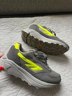 Hi-tec shadow grijze suede sneakers, grey hi-tec hts 74, 36, Nieuw, Ophalen of Verzenden, Sneakers of Gympen, Grijs