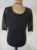Dames T-Shirt zwart maat M met kant Z.G.A.N., Maat 38/40 (M), Zwart, Ophalen of Verzenden, Zo goed als nieuw