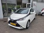 Toyota Aygo 1.0 VVT-i x-wave 69pk | Cabriodak | Airco | Crui, Auto's, 12 maanden, Gebruikt, Euro 6, 4 stoelen