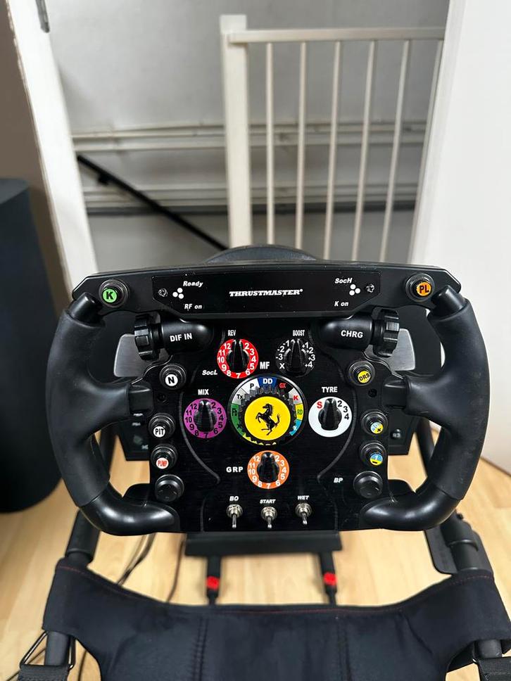 Playseat + Thrustmaster T300 Ferrari Set, Spelcomputers en Games, Spelcomputers | Overige, Zo goed als nieuw, Ophalen