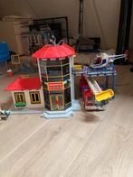 Playmobil brandweerkazerne met brandweerauto en ziekenwagen, Kinderen en Baby's, Speelgoed | Playmobil, Ophalen of Verzenden, Gebruikt