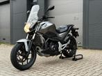 2012 Honda NC700S, NC 700 S, NC700, NC-700 DTC met Scorpion, 700 cc, 2 cilinders, Bedrijf, Handvatverwarming
