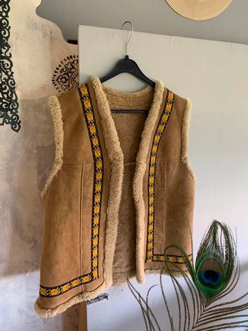 Vintage waistcoat M L bohemian afghan gilet beschikbaar voor biedingen