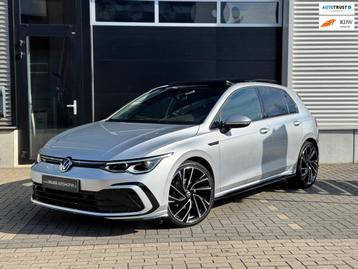 Volkswagen Golf 1.5 eTSI R-Line Panoramadak, IQ Light beschikbaar voor biedingen