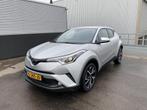Toyota C-HR 1.2 Dynamic Nederlandse auto, Trekhaak 7-polig,, Auto's, Voorwielaandrijving, 65 €/maand, Stof, Gebruikt