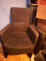 4 bruine eetkamer stoelen op wieltjes, Ophalen, Zo goed als nieuw, Bruin, Vier