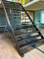 Robuste stalen trap een echte eyecatcher, Ophalen, Gebruikt, Trap, 2 tot 4 meter
