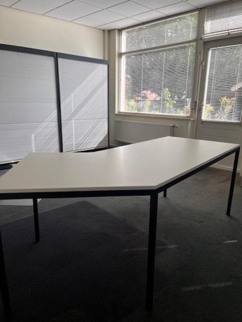 bureau- Hoekbureau ca 160x125 cm  hoek, Huis en Inrichting, Bureaus, Gebruikt, Ophalen