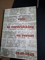 Gratis: Volk in verdrukking en verzet, Gelezen, Ophalen of Verzenden, Voor 1940, Algemeen