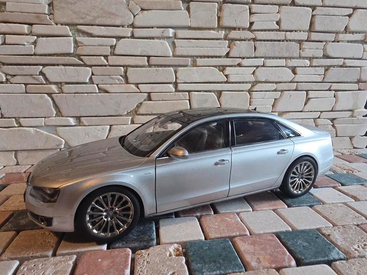 Audi A8L W12 1:18 Kyosho, Hobby en Vrije tijd, Modelauto's | 1:18, Zo goed als nieuw, Auto, Kyosho, Ophalen