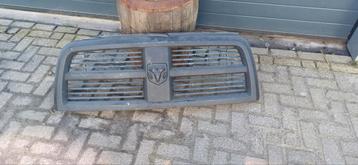 dodge ram grill beschikbaar voor biedingen