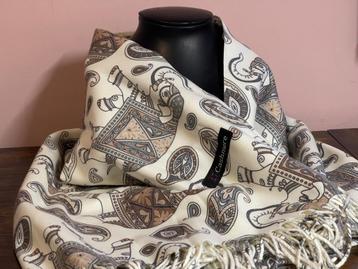 Cashmere sjaal nieuwe  beschikbaar voor biedingen