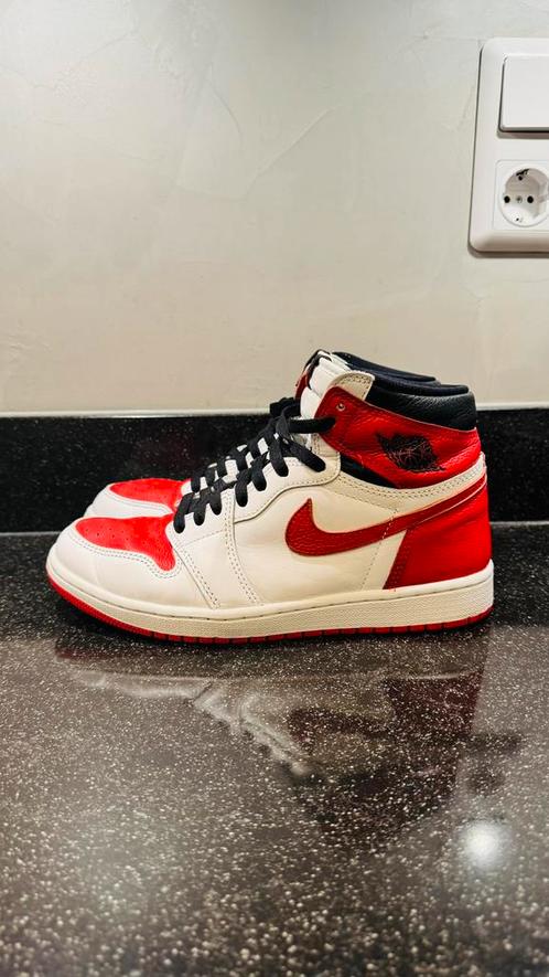 Air Jordan 1 Retro High OG “Heritage” White University Red, Kleding | Heren, Schoenen, Zo goed als nieuw, Verzenden