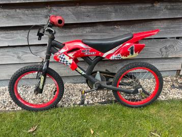 Motorbike beschikbaar voor biedingen