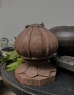 Houten pinakel ornament oosters India sober sleets, Ophalen