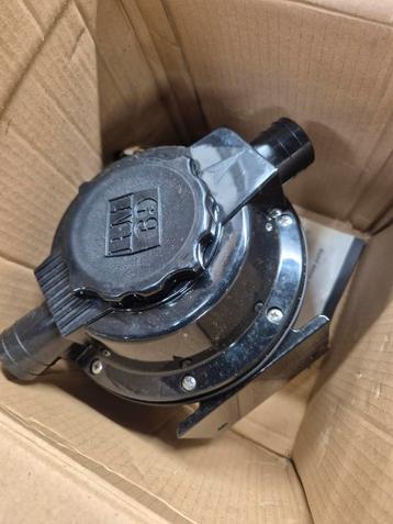 NIEUW 24V RM69 Vuilwater of Bilgepomp beschikbaar voor biedingen
