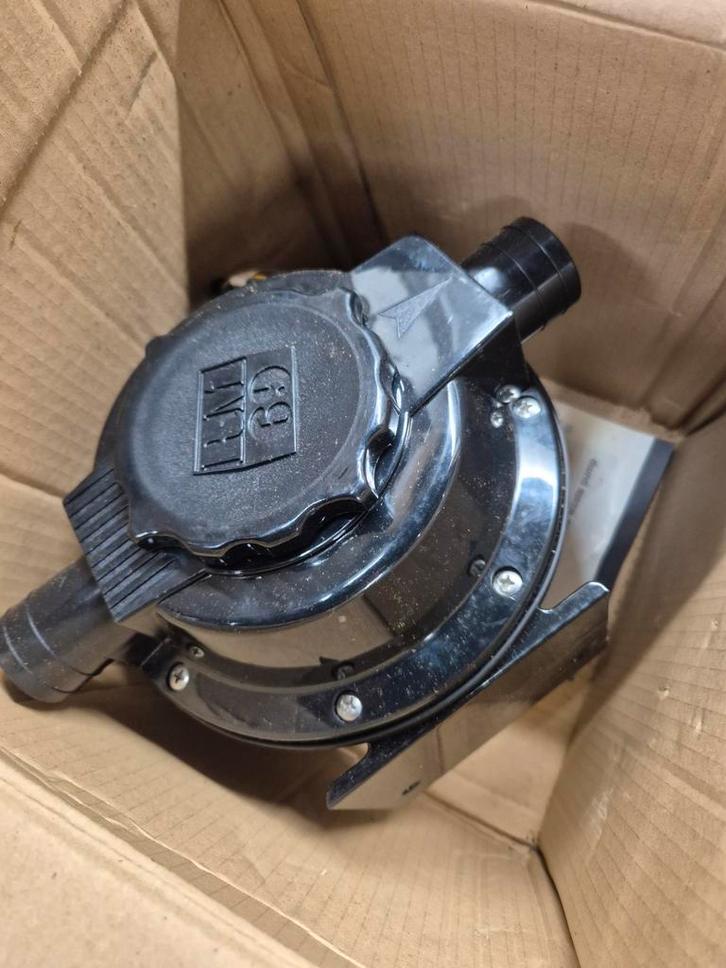 NIEUW 24V RM69 Vuilwater of Bilgepomp, Watersport en Boten, Bootonderdelen, Gebruikt, Kombuis en Sanitair, Zeilboot of Motorboot