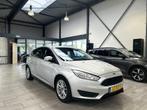 Ford Focus EcoBoost 100pk Trend | Trekhaak | 100% Dealer ond, 65 €/maand, 101 pk, Gebruikt, Euro 6