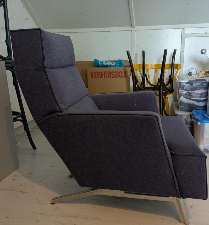 Design On Stock Solo fauteuil, Huis en Inrichting, Fauteuils, Gebruikt, Metaal, Stof, 75 tot 100 cm, 75 tot 100 cm, Ophalen