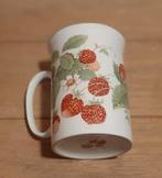 Roy Kirkham. Strawberry fruit garden beker. 1990, Ophalen of Verzenden, Porselein, Overige stijlen, Kop(pen) en/of Schotel(s)