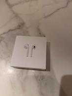Airpods 2 (1 oortje) + charging case en doos, Ophalen of Verzenden, Gebruikt, Overige merken, Draadloos