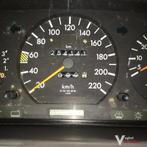 Mercedes W124  Coupe 1992 2.3 automaat   Km Tellerklok  124, Auto-onderdelen, Dashboard en Schakelaars, Ophalen of Verzenden, Gebruikt