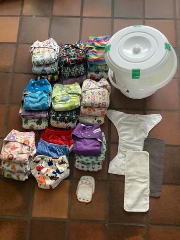 Complete set wasbare luiers beschikbaar voor biedingen
