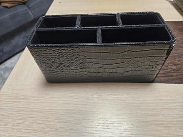 Make_up organizer  beschikbaar voor biedingen