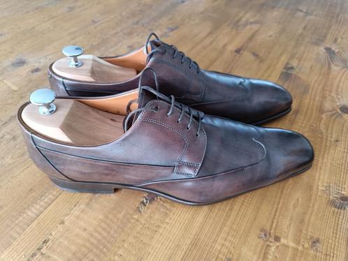 Santoni maat 43 donkerbruine schoenen, Kleding | Heren, Schoenen, Zo goed als nieuw, Bruin, Ophalen of Verzenden