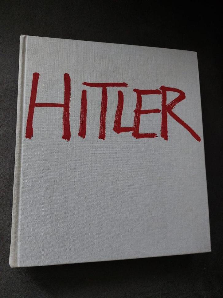 Hitler de gesel van Europa fotoboek, Boeken, Oorlog en Militair, Gelezen, Algemeen, Tweede Wereldoorlog, Ophalen of Verzenden