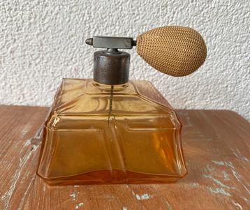 Art Deco gele glazen parfumfles jaren 50/60 beschikbaar voor biedingen
